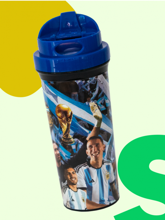 Vaso de plástico con tapa presión de 500cc con pico bebible
